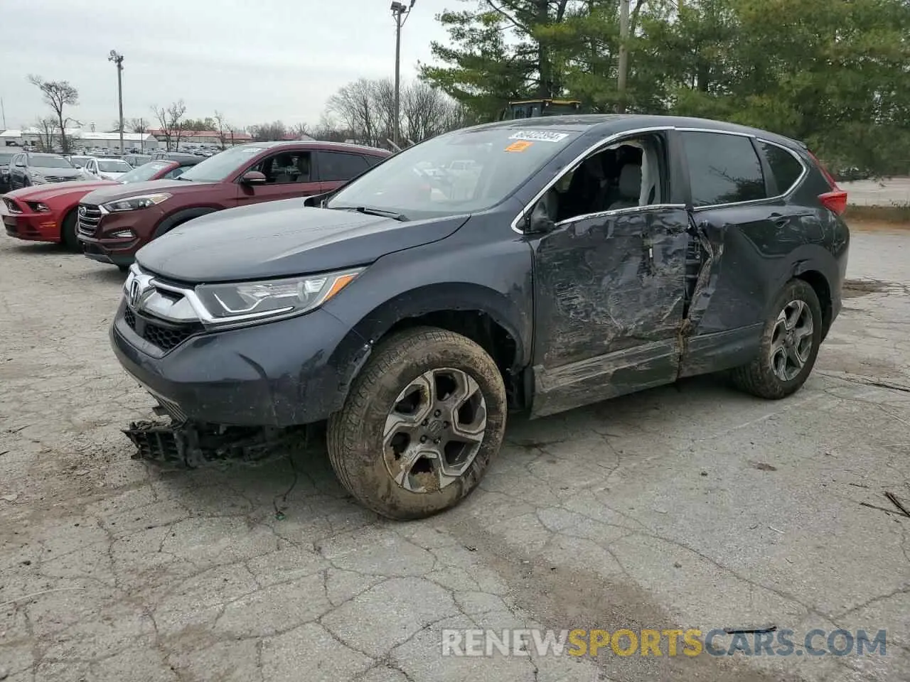 1 Photograph of a damaged car 2HKRW2H8XKH667093 HONDA CRV 2019