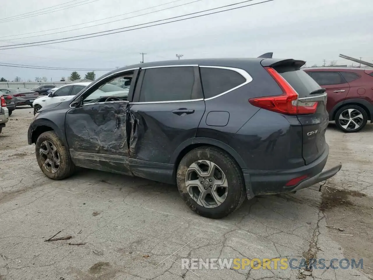 2 Photograph of a damaged car 2HKRW2H8XKH667093 HONDA CRV 2019