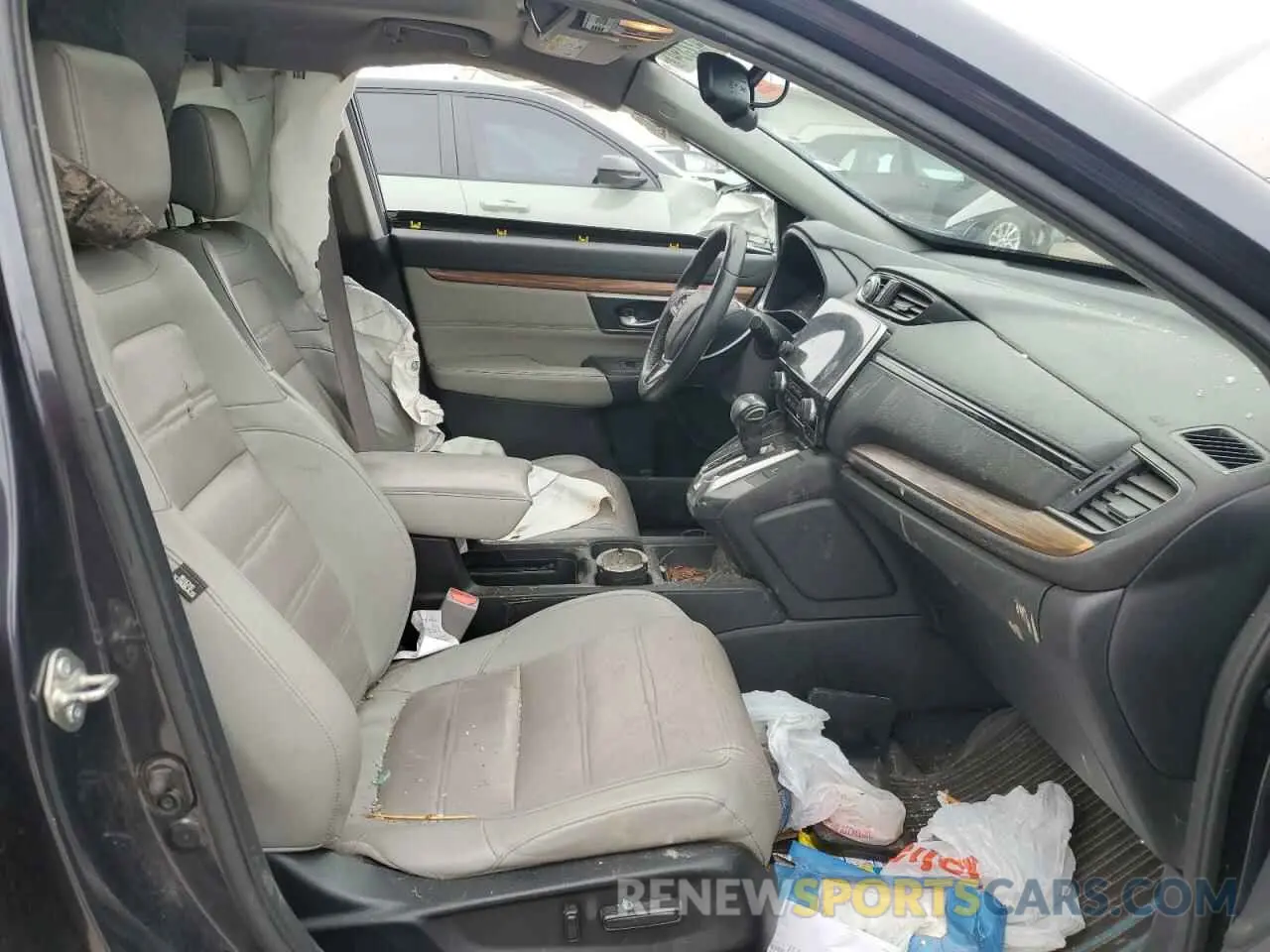 7 Photograph of a damaged car 2HKRW2H8XKH667093 HONDA CRV 2019