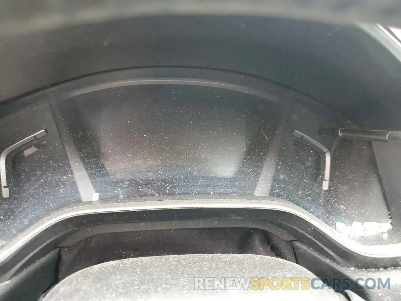 9 Photograph of a damaged car 2HKRW2H8XKH667093 HONDA CRV 2019