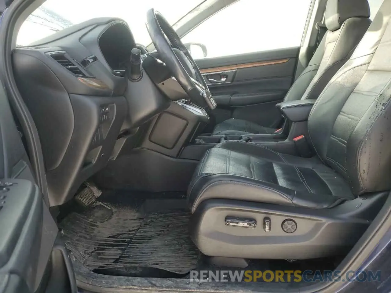 7 Photograph of a damaged car 2HKRW2H91KH109822 HONDA CRV 2019