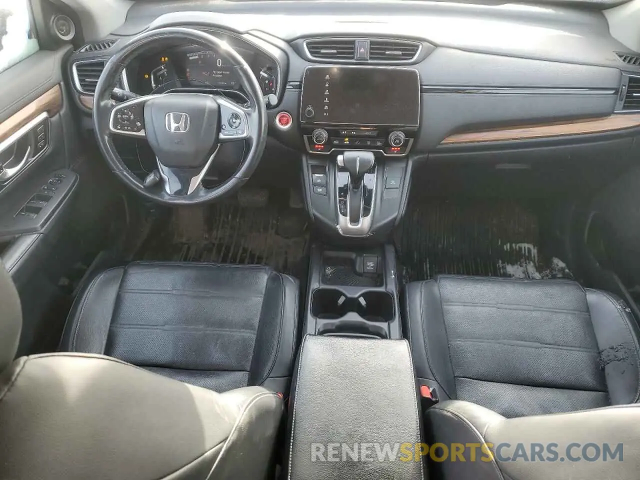 8 Photograph of a damaged car 2HKRW2H91KH109822 HONDA CRV 2019