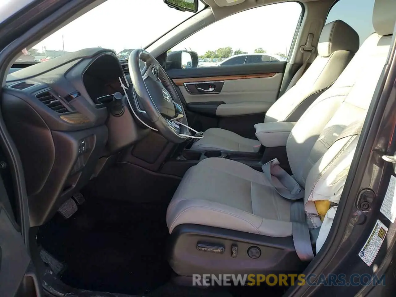7 Photograph of a damaged car 2HKRW2H91KH625453 HONDA CRV 2019