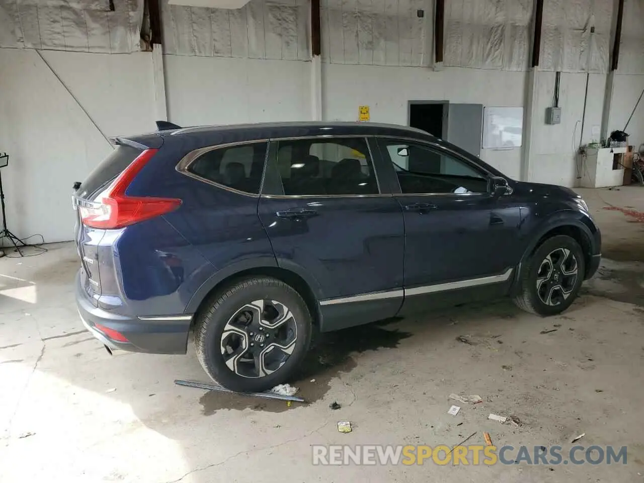 3 Photograph of a damaged car 2HKRW2H92KH601243 HONDA CRV 2019