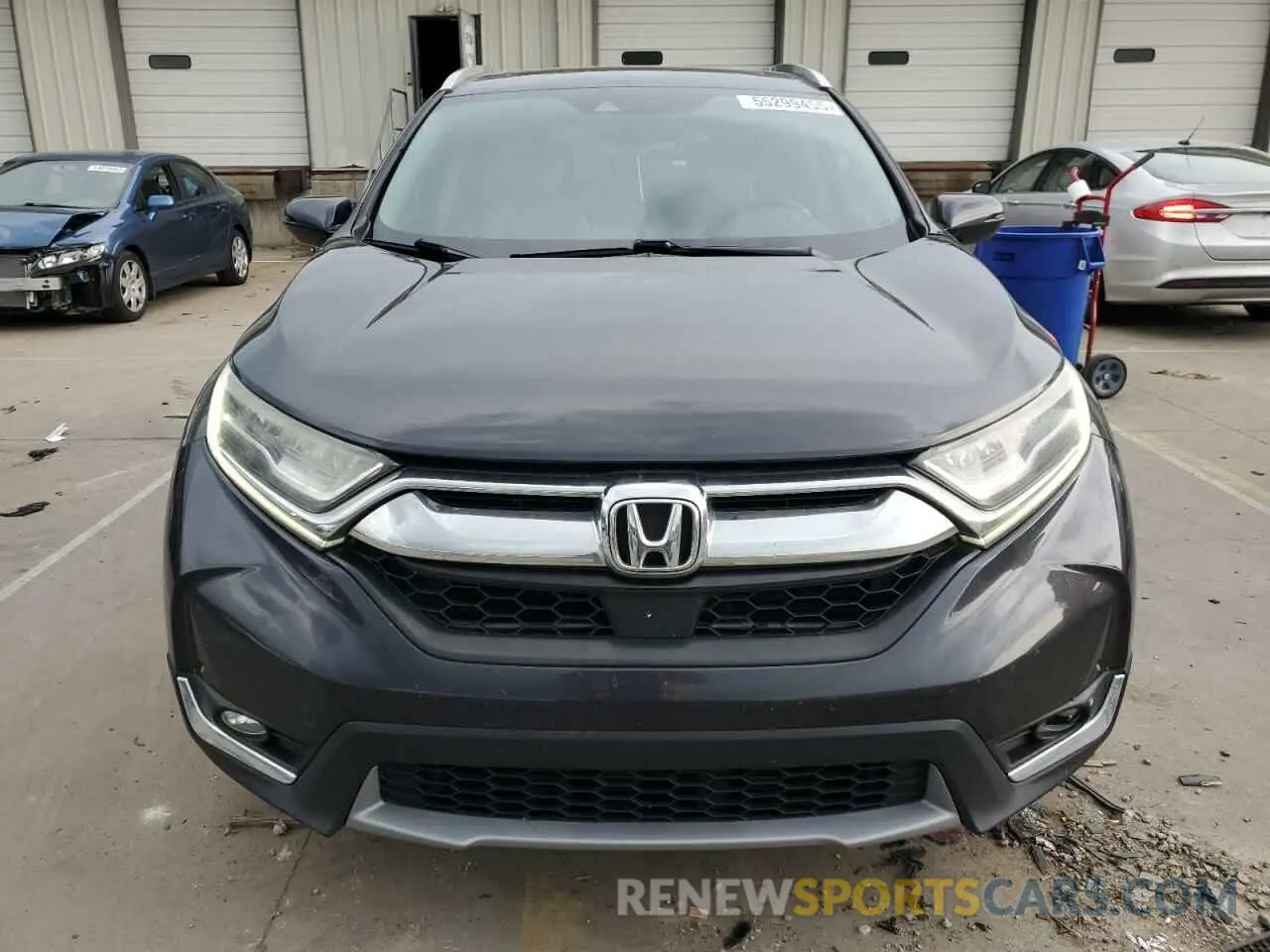 5 Photograph of a damaged car 2HKRW2H92KH614199 HONDA CRV 2019
