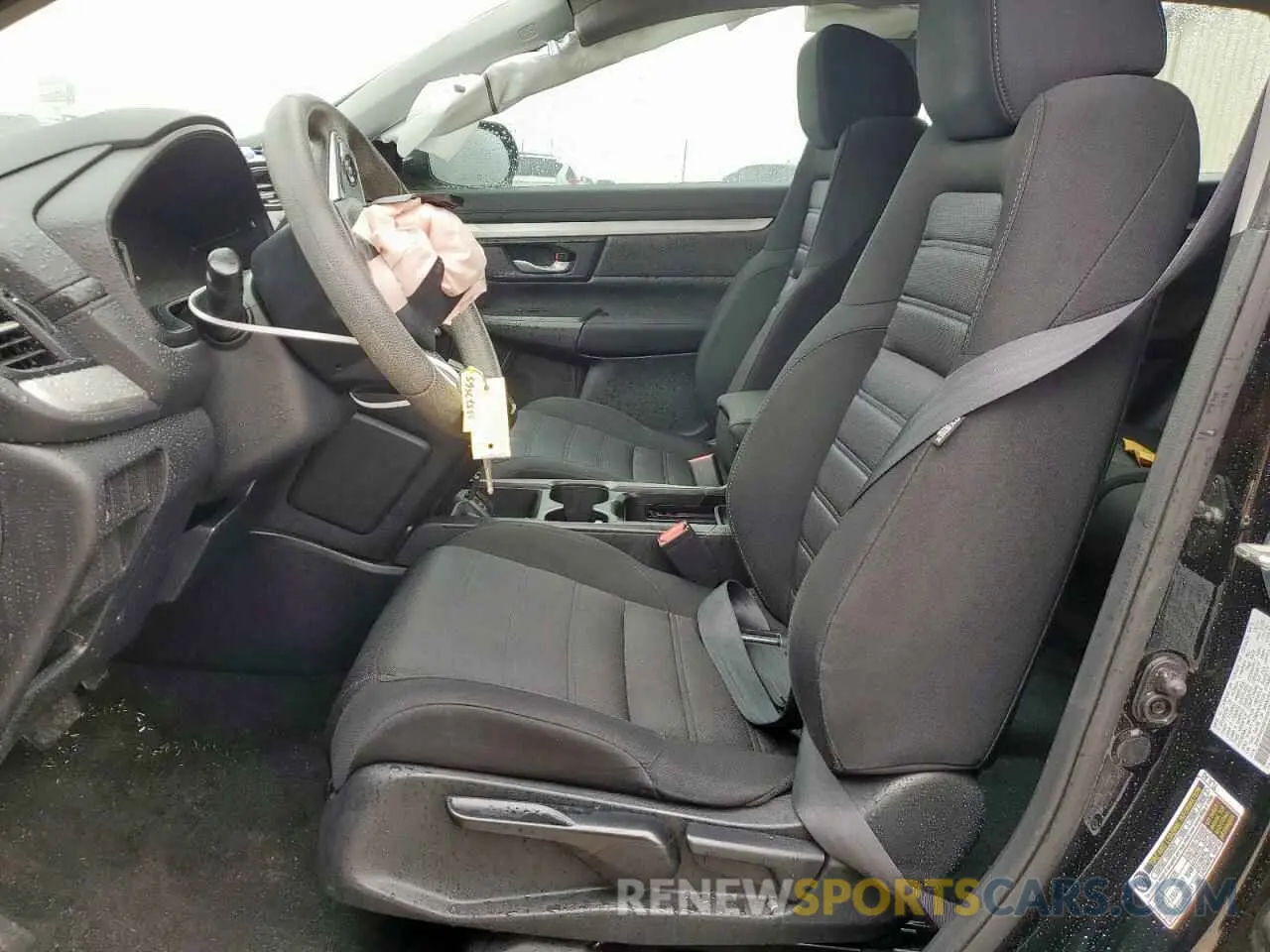 7 Photograph of a damaged car 2HKRW5H31KH412953 HONDA CRV 2019