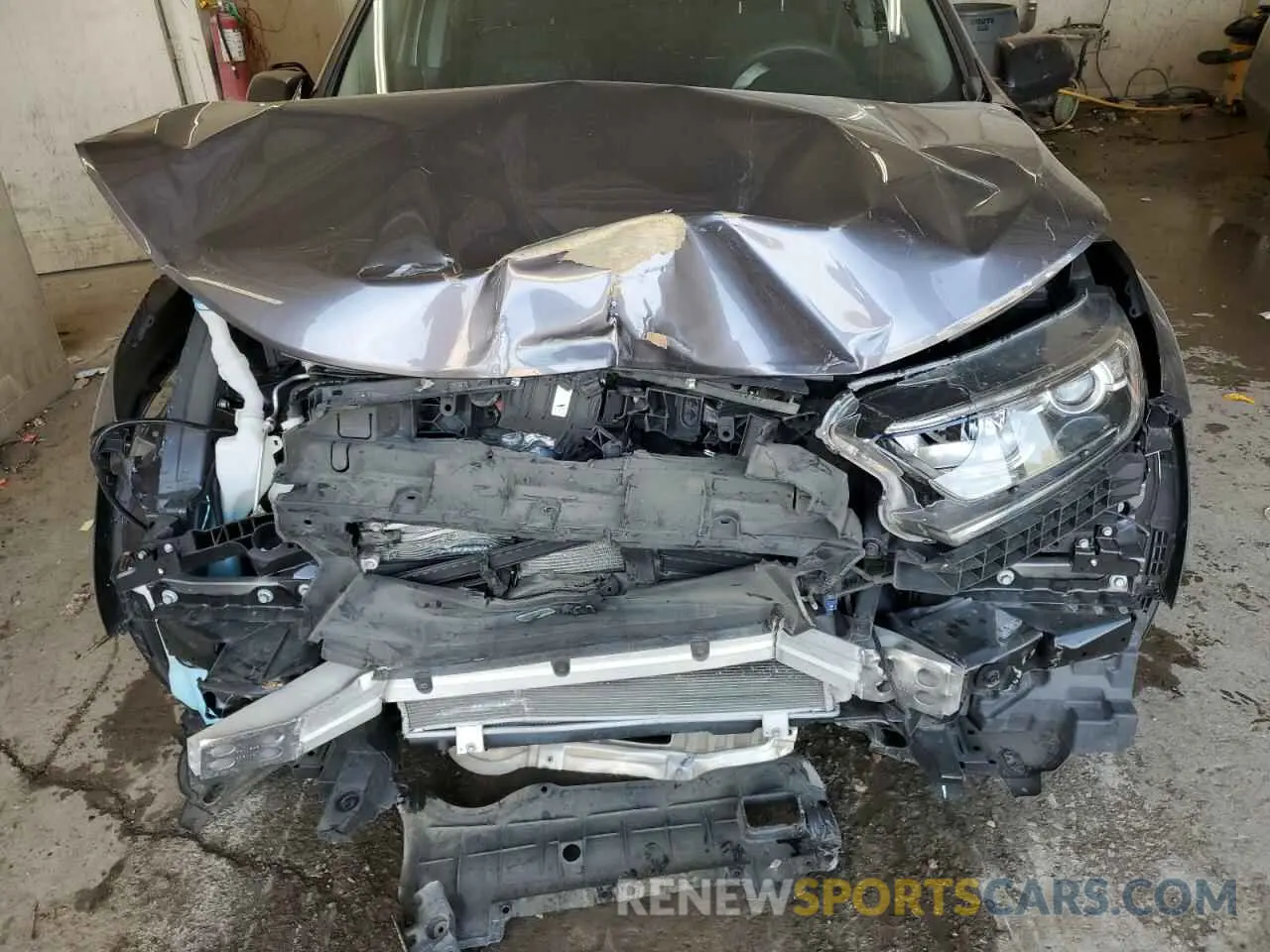 12 Photograph of a damaged car 2HKRW5H33KH419323 HONDA CRV 2019