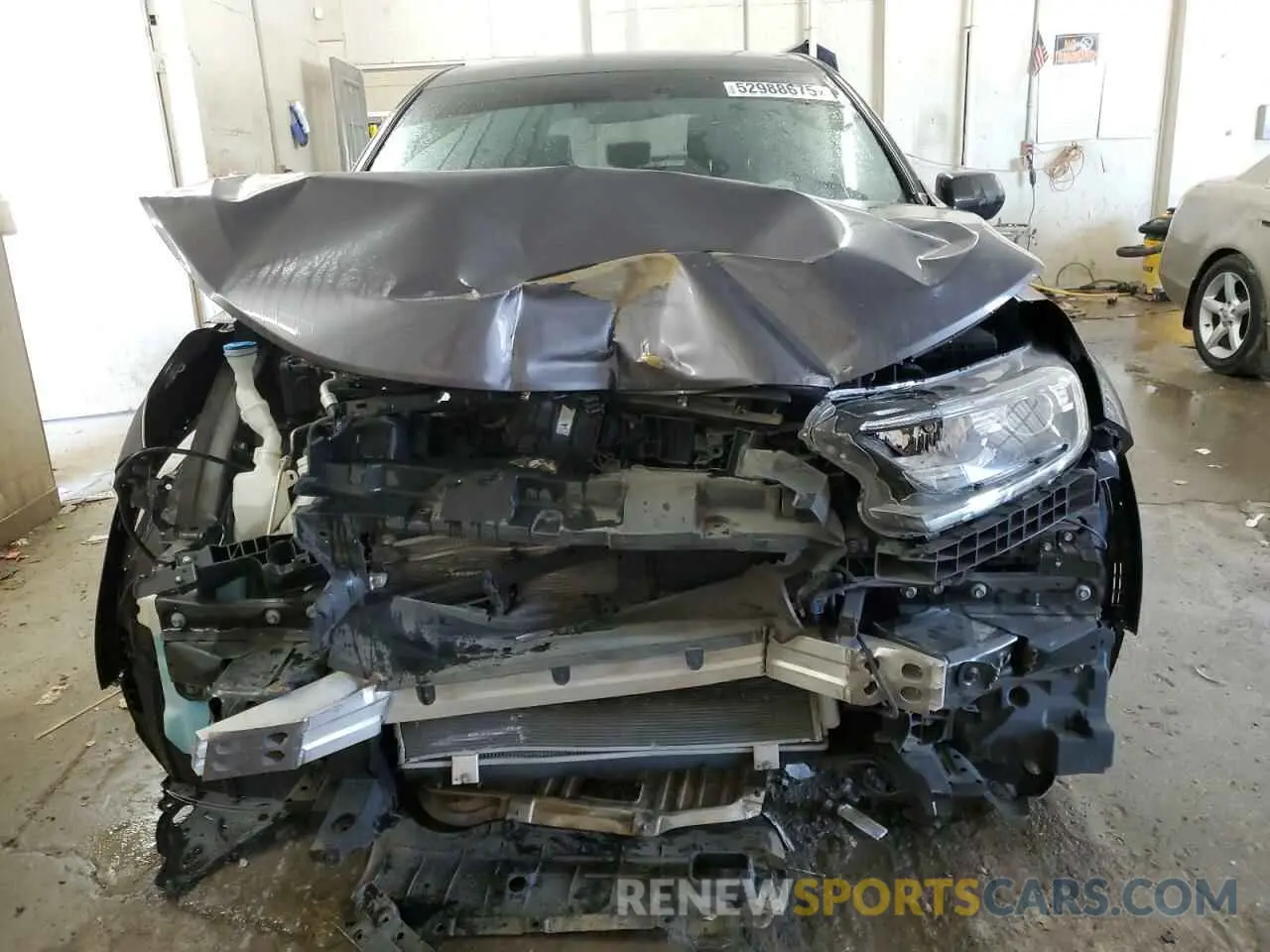 5 Photograph of a damaged car 2HKRW5H33KH419323 HONDA CRV 2019