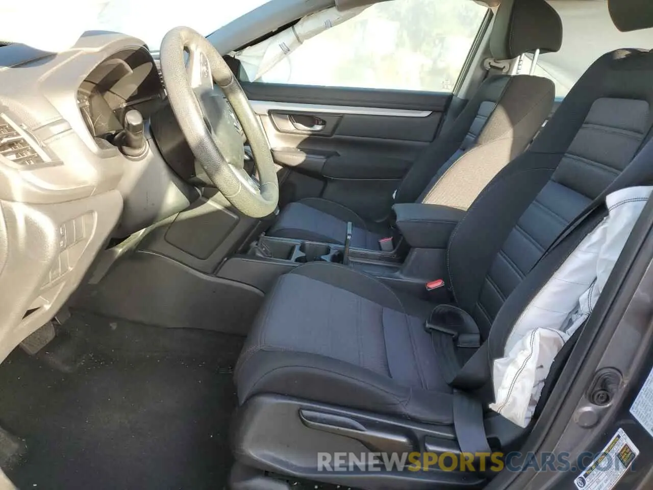 7 Photograph of a damaged car 2HKRW5H34KH404233 HONDA CRV 2019