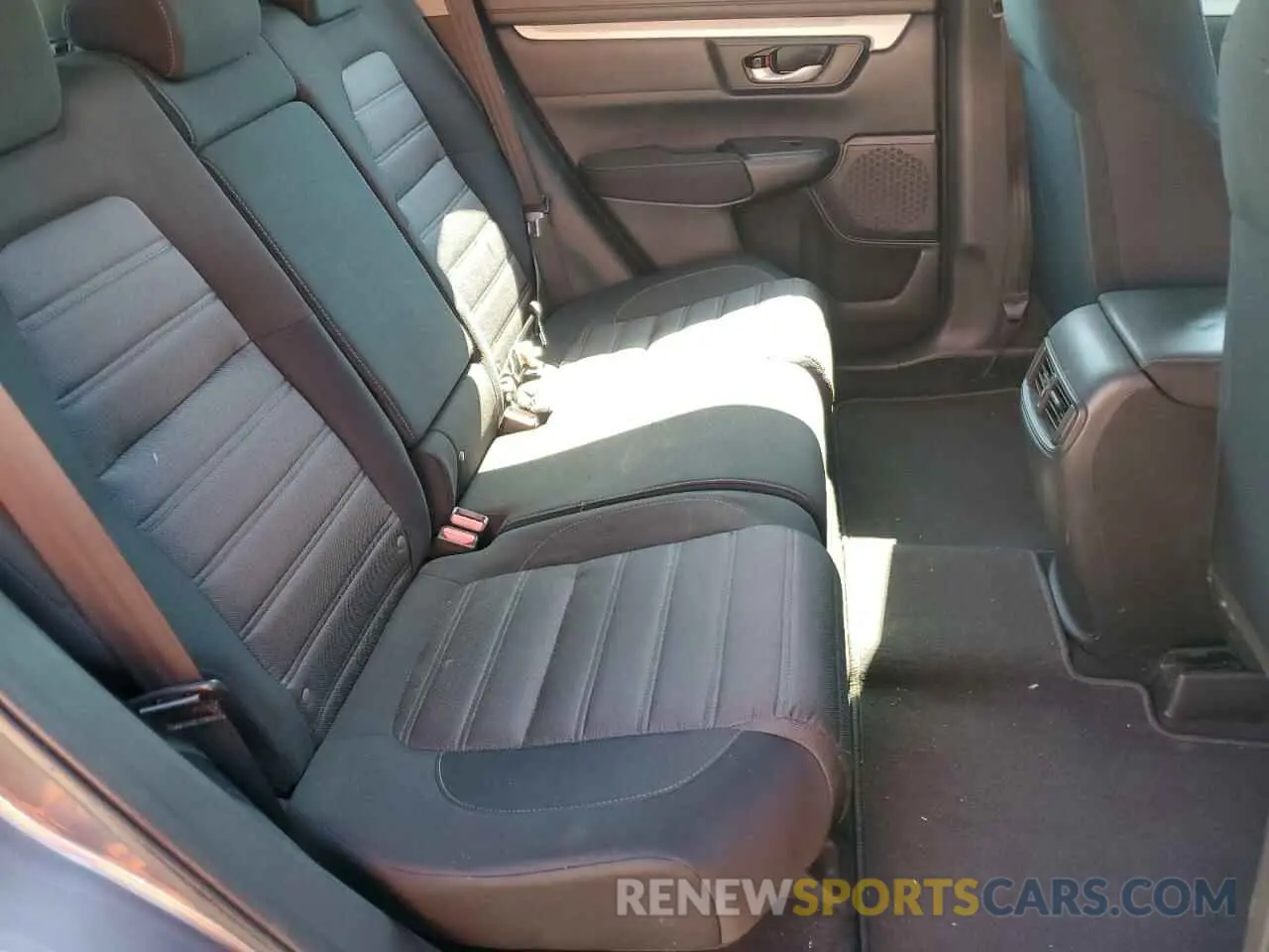 11 Photograph of a damaged car 2HKRW5H35KH419176 HONDA CRV 2019