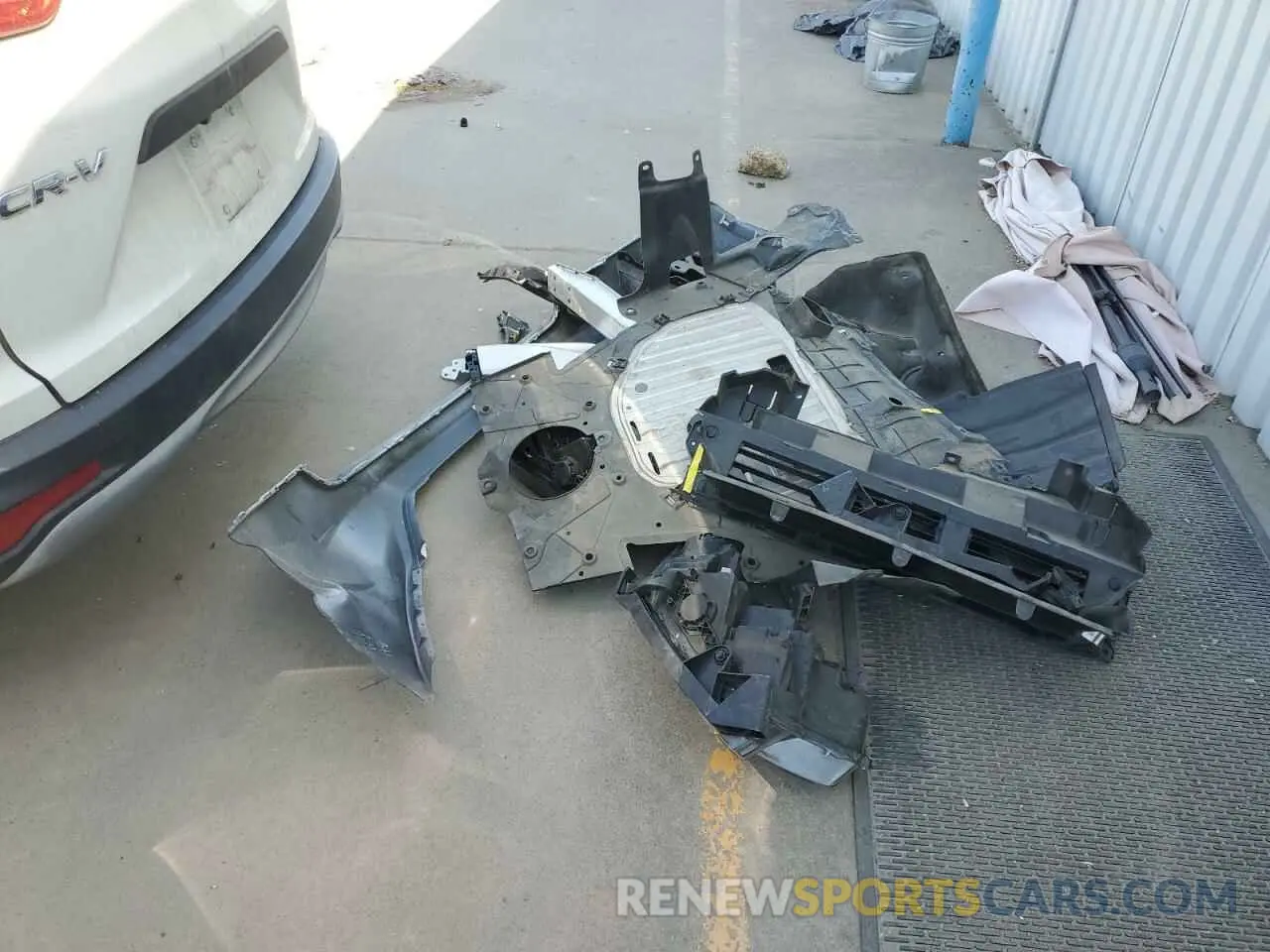 13 Photograph of a damaged car 2HKRW5H35KH420344 HONDA CRV 2019