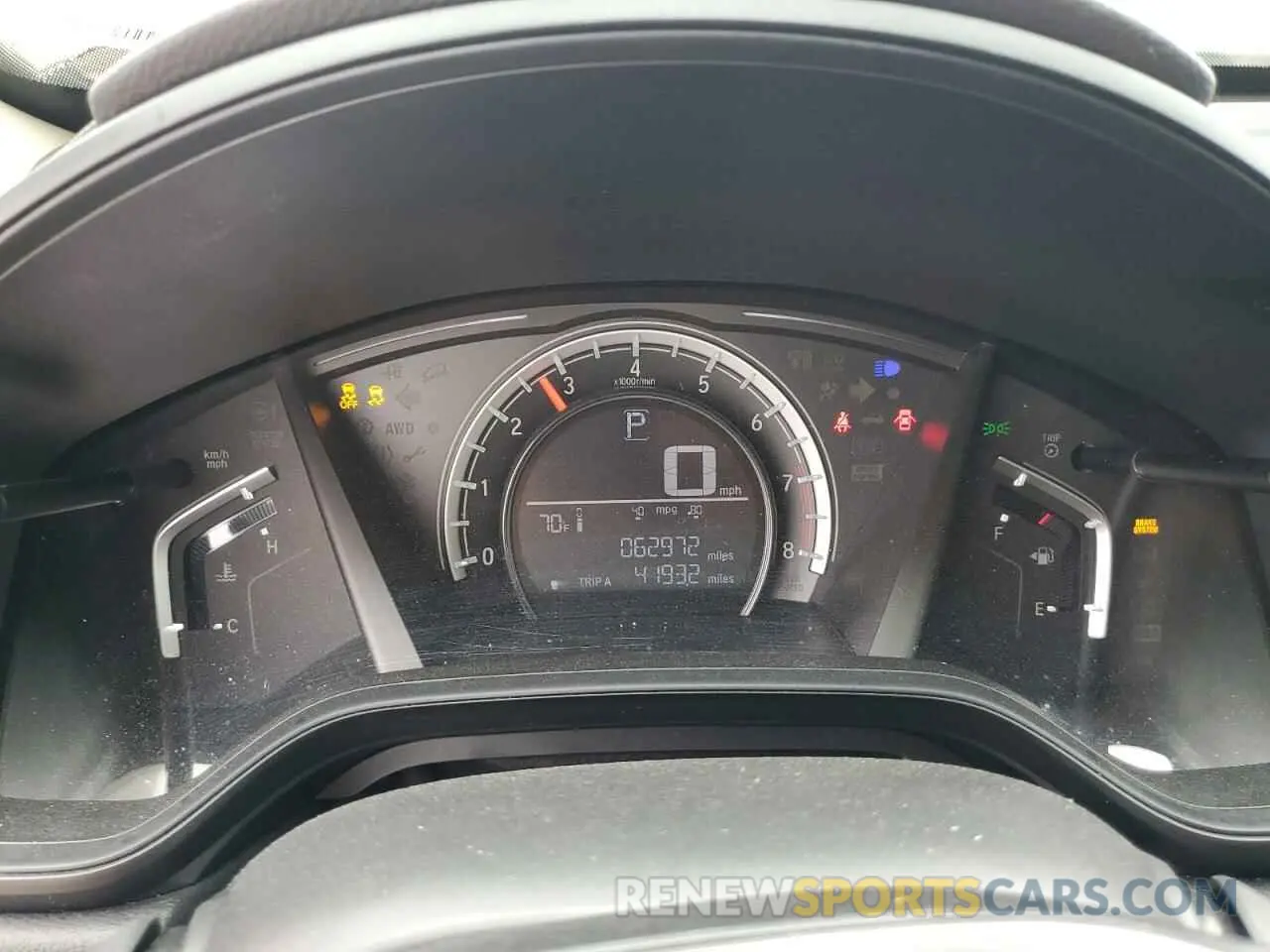 9 Photograph of a damaged car 2HKRW5H38KH401576 HONDA CRV 2019