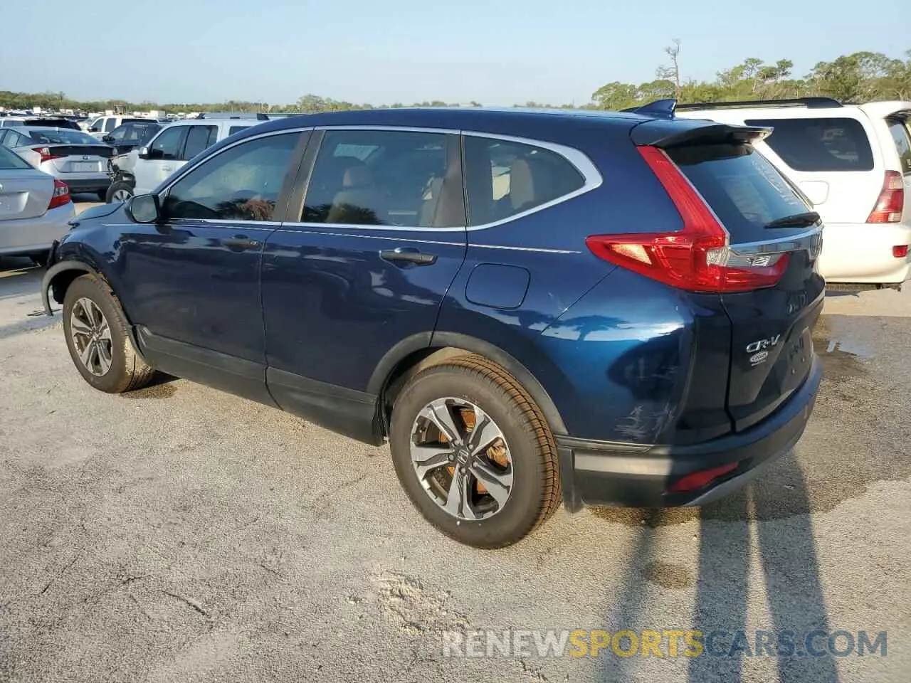 2 Photograph of a damaged car 2HKRW5H38KH412061 HONDA CRV 2019