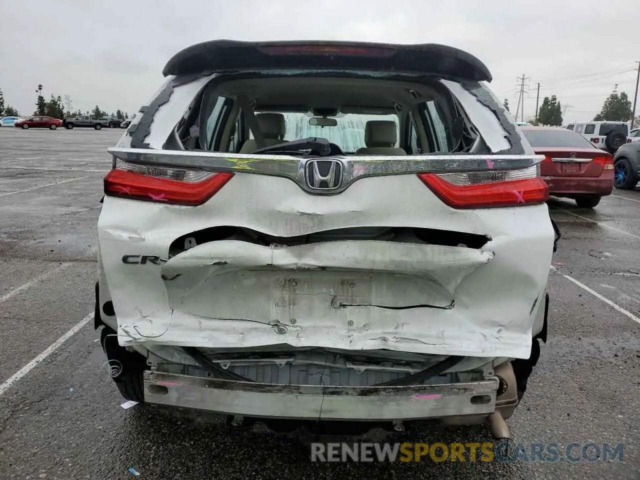6 Photograph of a damaged car 2HKRW5H39KH407564 HONDA CRV 2019