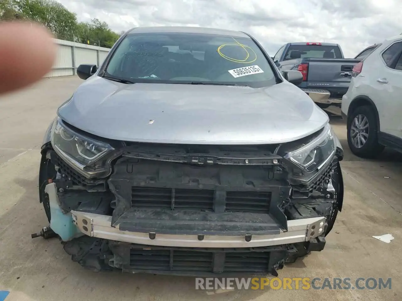 5 Photograph of a damaged car 2HKRW5H39KH420010 HONDA CRV 2019