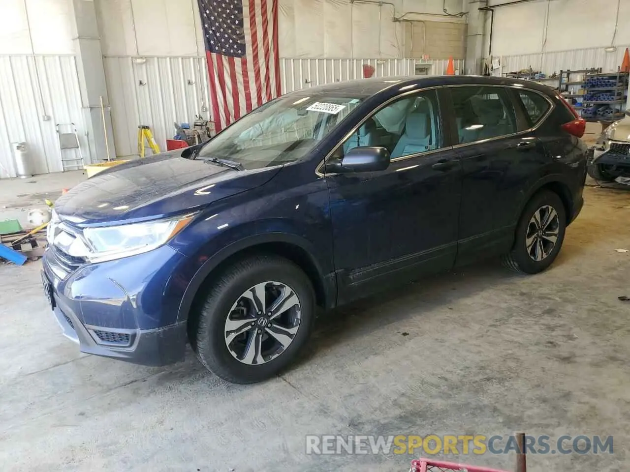 1 Photograph of a damaged car 2HKRW6H31KH225136 HONDA CRV 2019