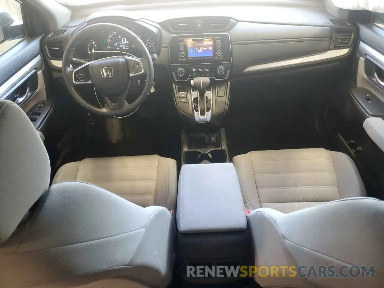 8 Photograph of a damaged car 2HKRW6H31KH225136 HONDA CRV 2019