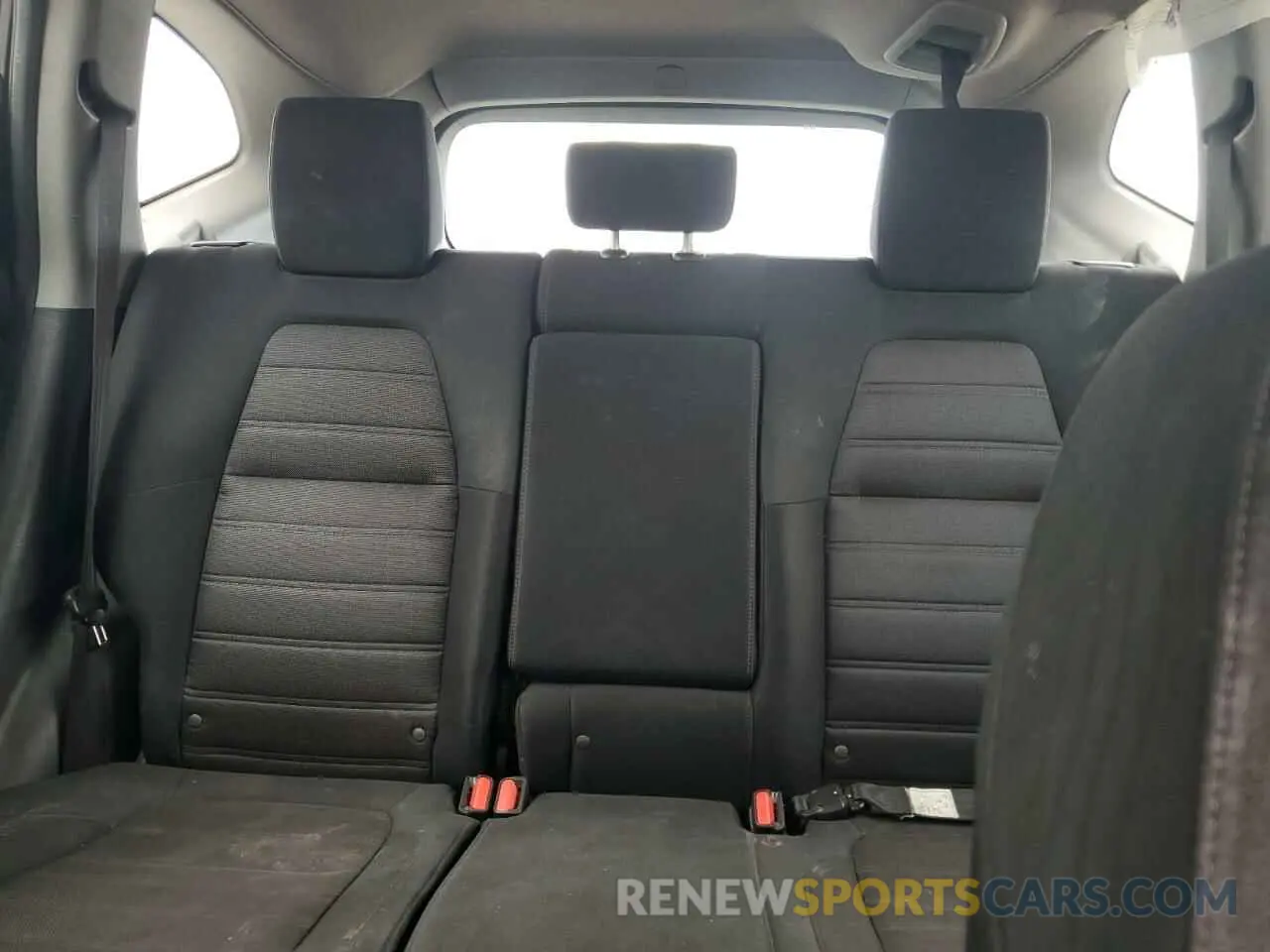 10 Photograph of a damaged car 2HKRW6H32KH224089 HONDA CRV 2019