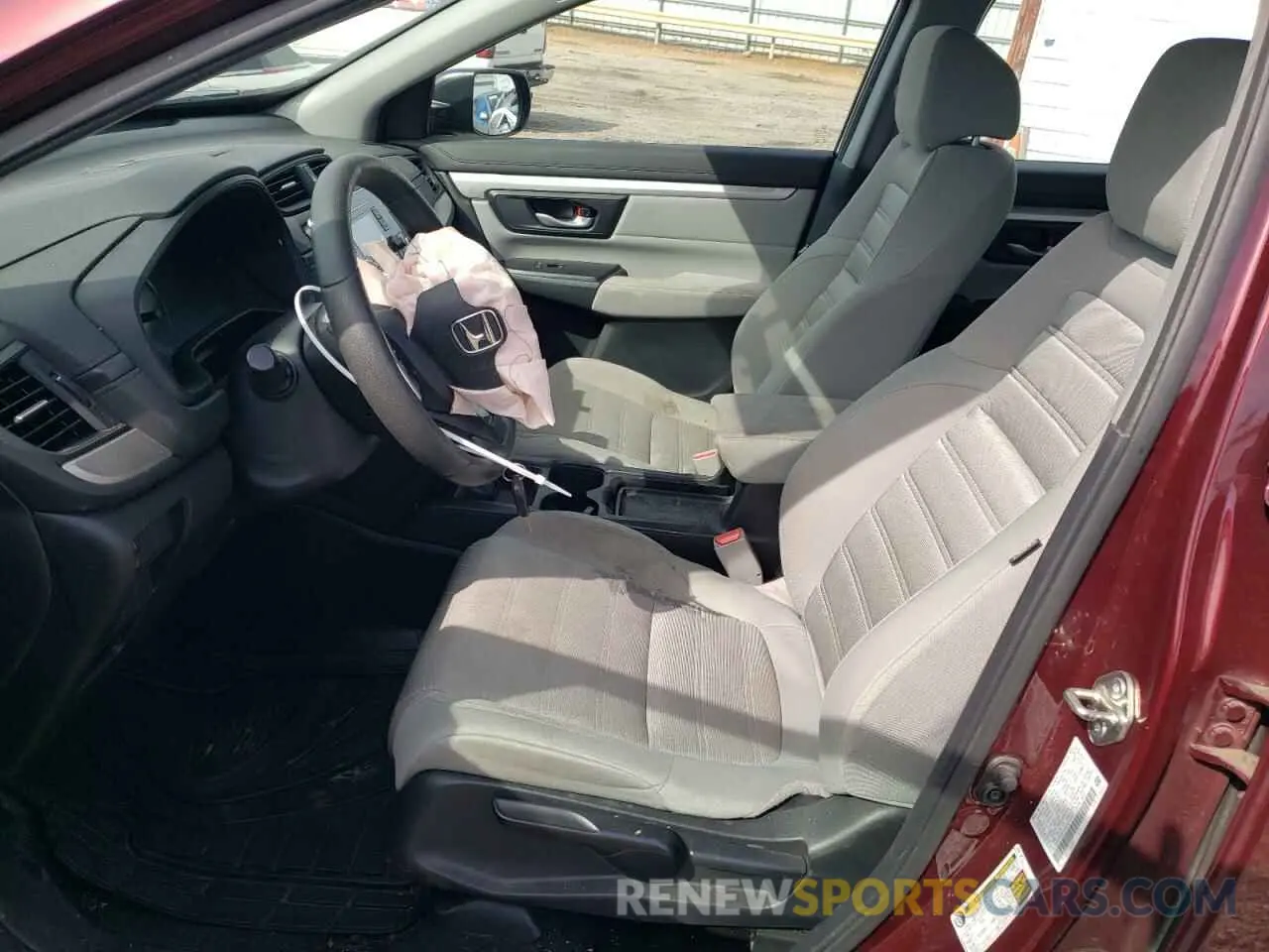 7 Photograph of a damaged car 2HKRW6H33KH210783 HONDA CRV 2019