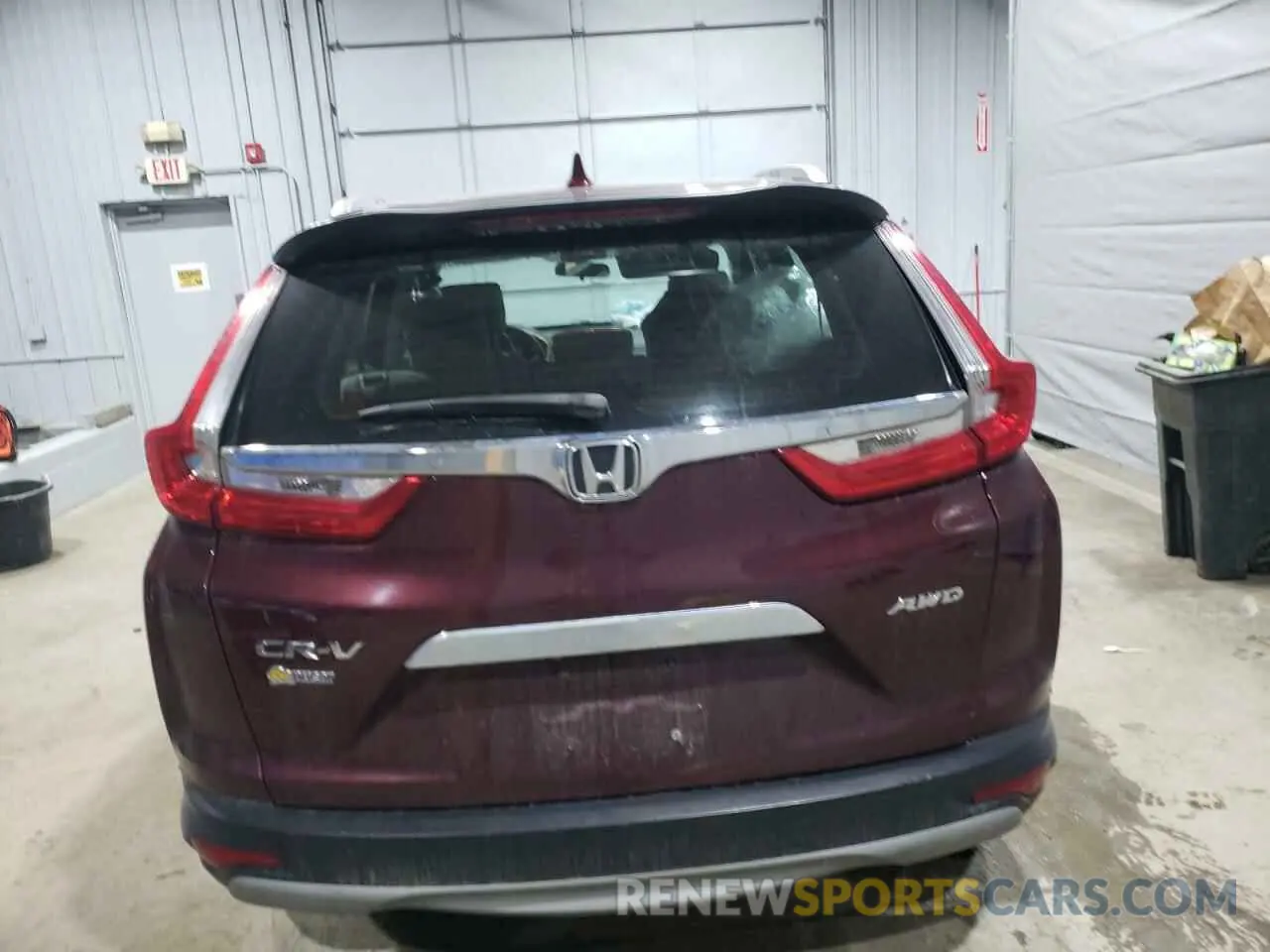 6 Photograph of a damaged car 2HKRW6H36KH200619 HONDA CRV 2019