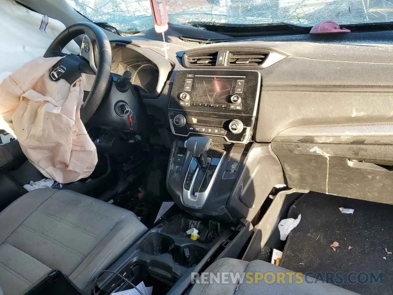 8 Photograph of a damaged car 2HKRW6H36KH231580 HONDA CRV 2019