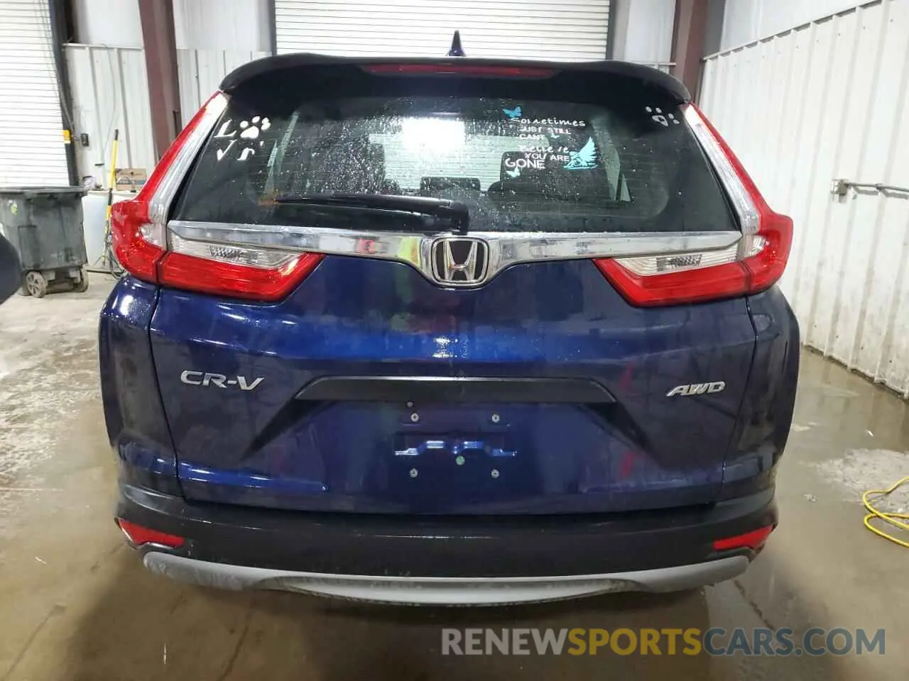 6 Photograph of a damaged car 2HKRW6H37KH217994 HONDA CRV 2019