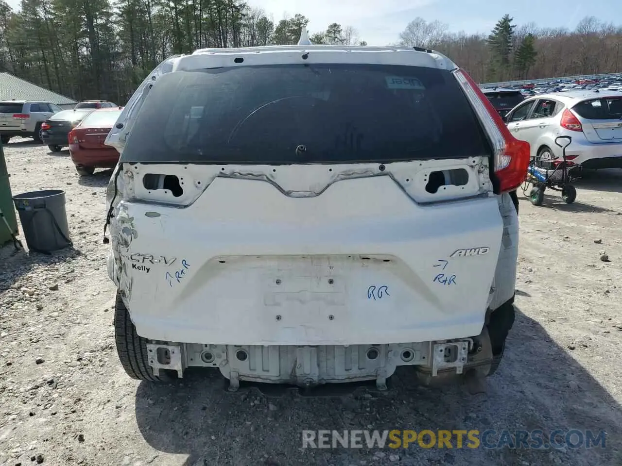 6 Photograph of a damaged car 2HKRW6H37KH218854 HONDA CRV 2019