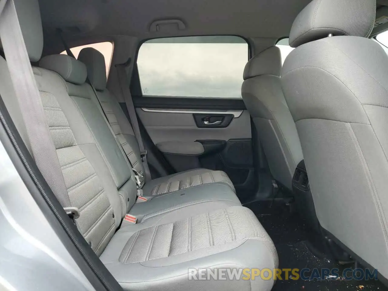 11 Photograph of a damaged car 2HKRW6H38KH211752 HONDA CRV 2019