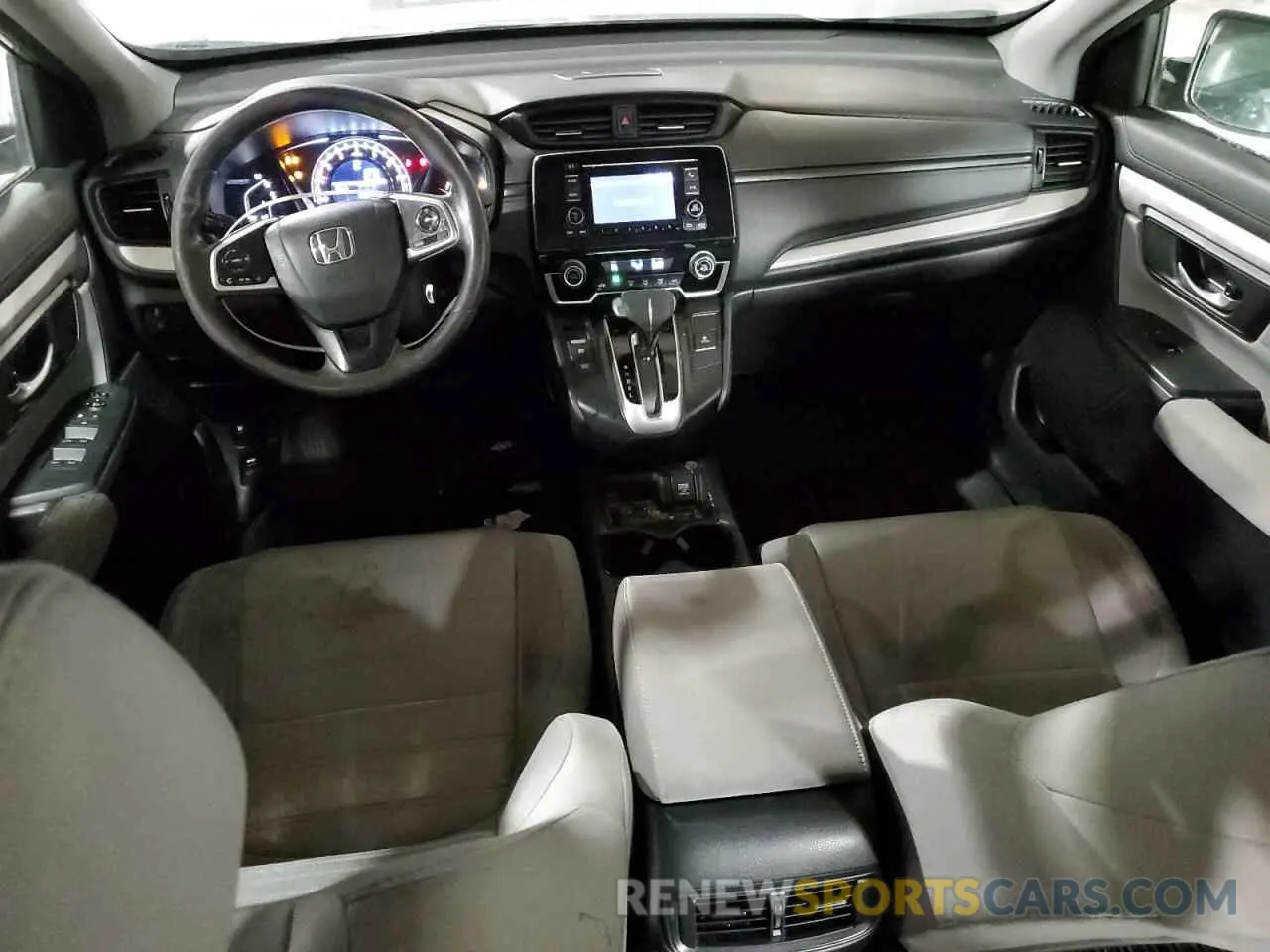 8 Photograph of a damaged car 2HKRW6H38KH220063 HONDA CRV 2019