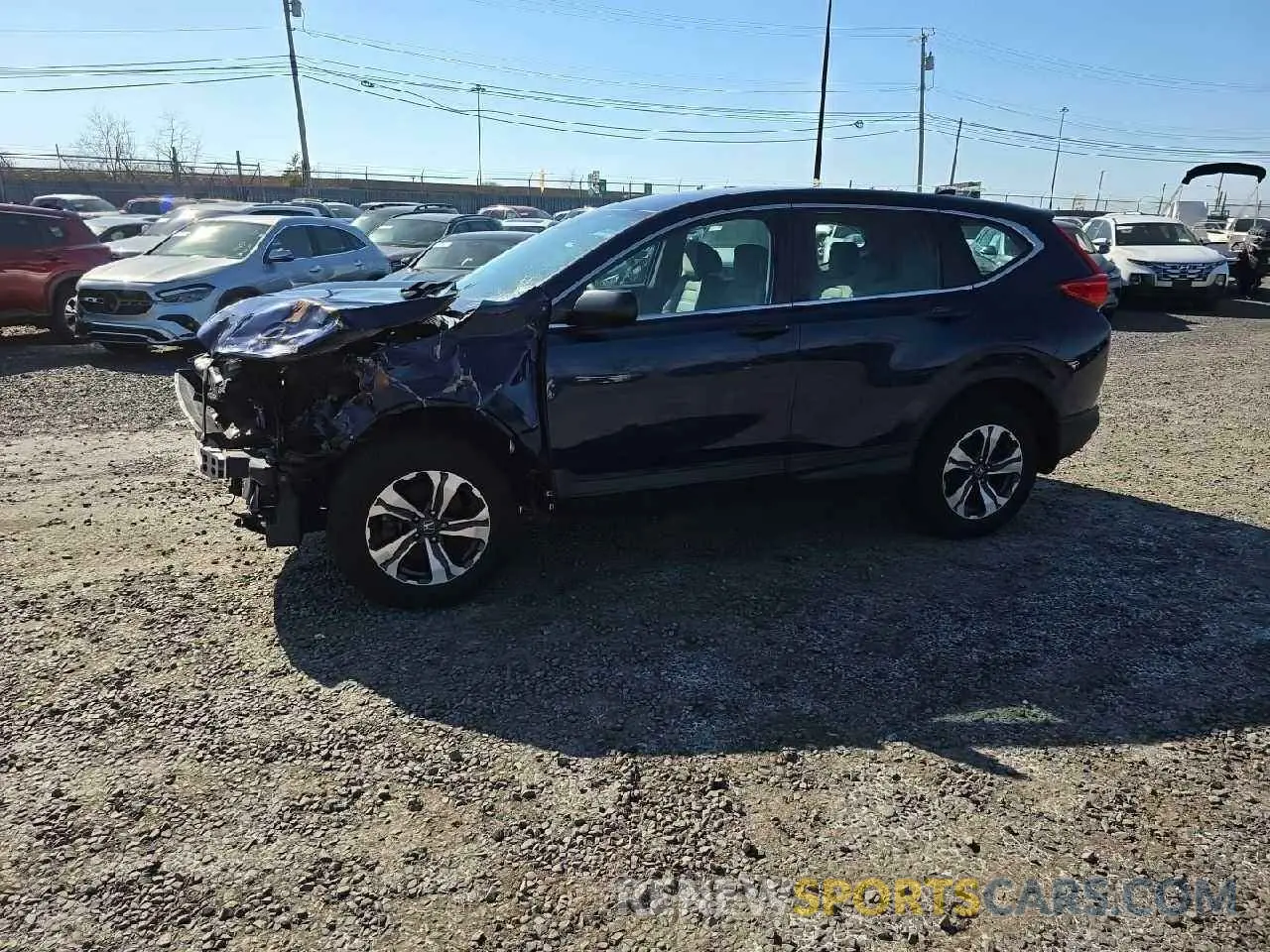1 Photograph of a damaged car 2HKRW6H39KH202770 HONDA CRV 2019
