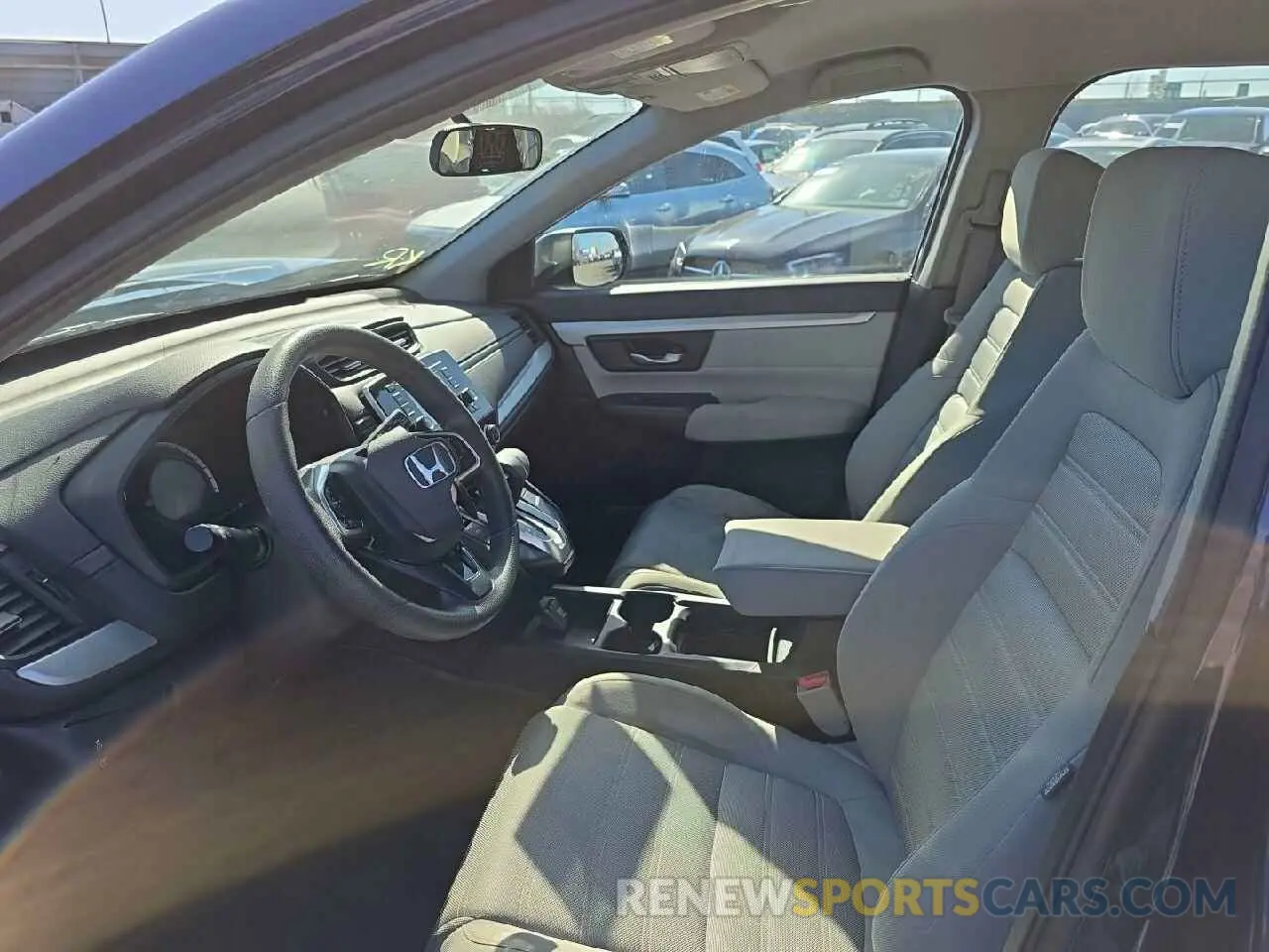 7 Photograph of a damaged car 2HKRW6H39KH202770 HONDA CRV 2019