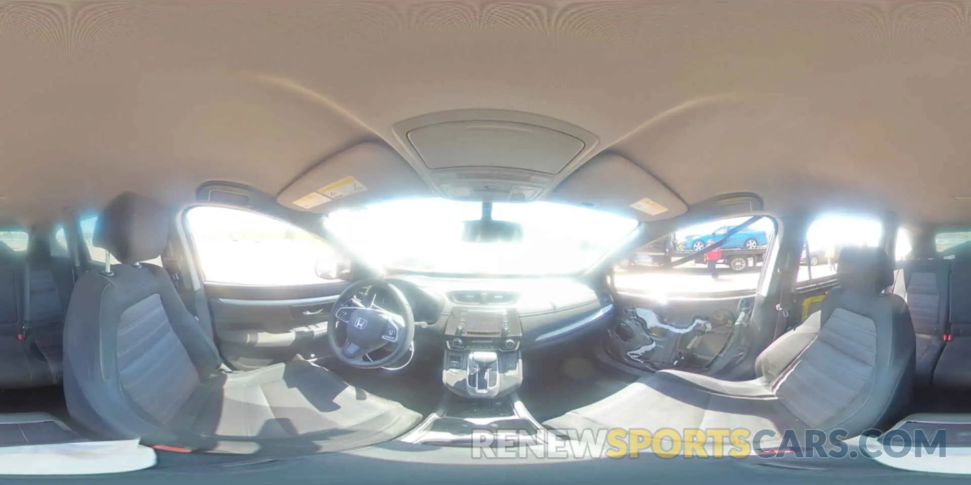 15 Photograph of a damaged car 2HKRW6H39KH217236 HONDA CRV 2019