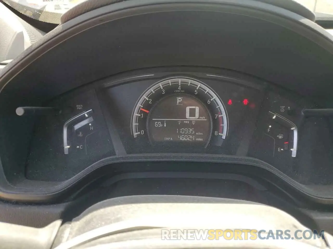 9 Photograph of a damaged car 2HKRW6H39KH217236 HONDA CRV 2019