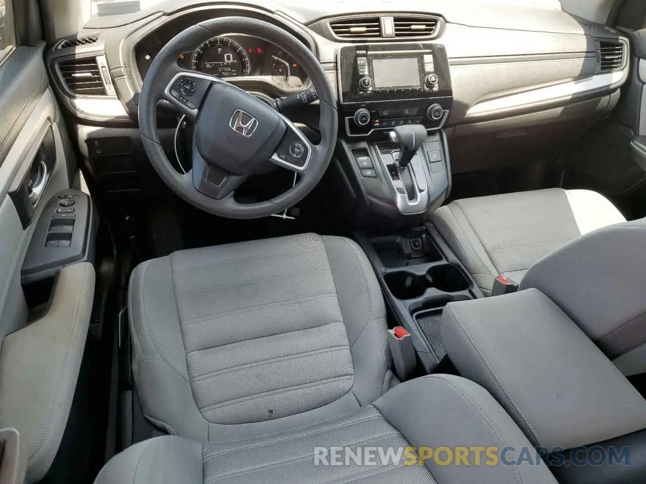 8 Photograph of a damaged car 2HKRW6H39KH223487 HONDA CRV 2019
