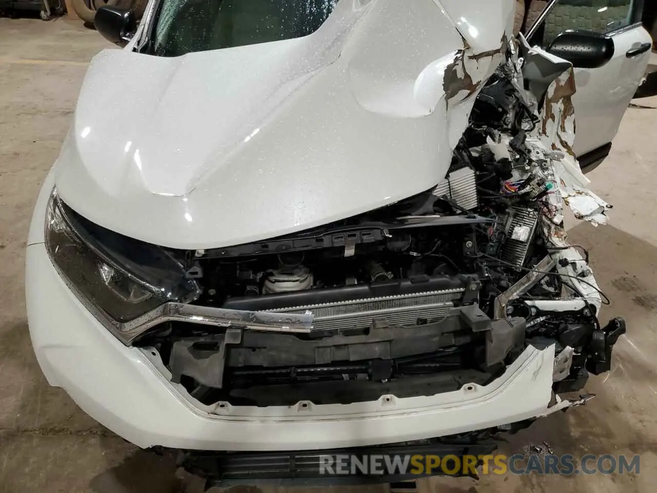 12 Photograph of a damaged car 2HKRW6H3XKH234448 HONDA CRV 2019