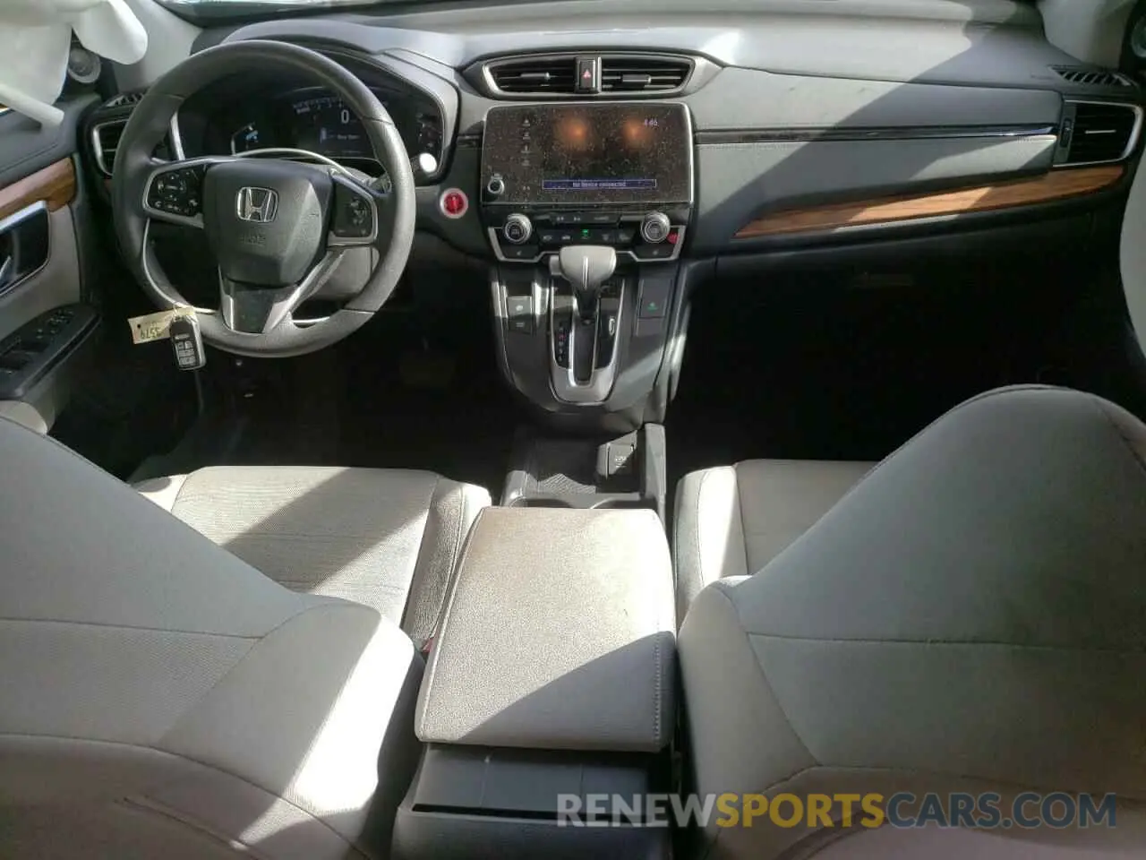 8 Photograph of a damaged car 5J6RW1H50KA027086 HONDA CRV 2019