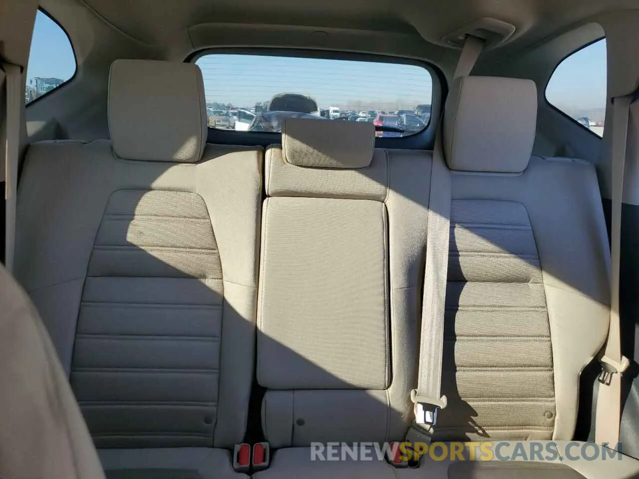 10 Photograph of a damaged car 5J6RW1H50KL008154 HONDA CRV 2019