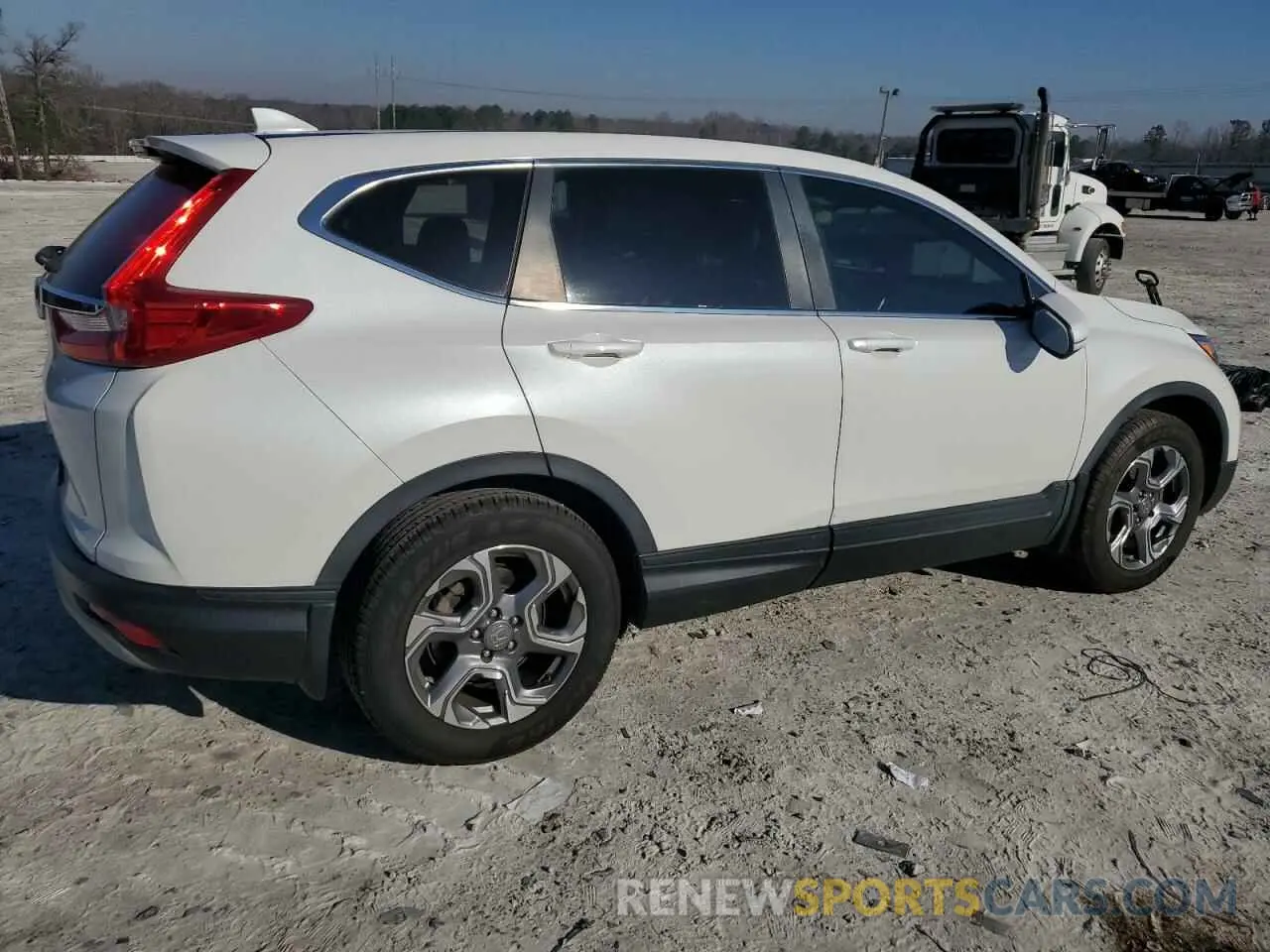 3 Photograph of a damaged car 5J6RW1H50KL008154 HONDA CRV 2019