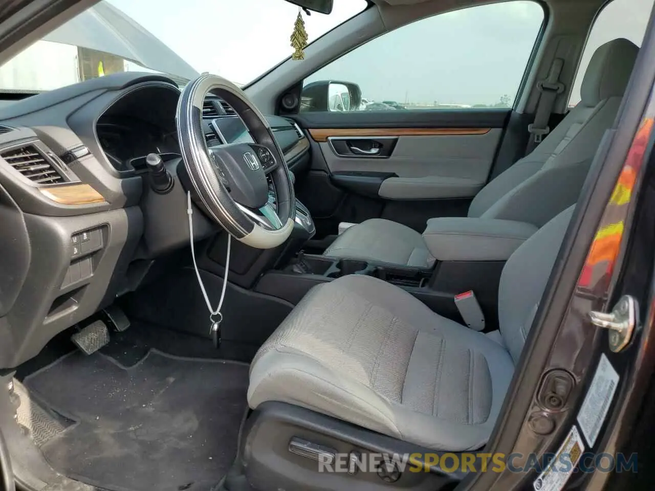 7 Photograph of a damaged car 5J6RW1H51KA005971 HONDA CRV 2019