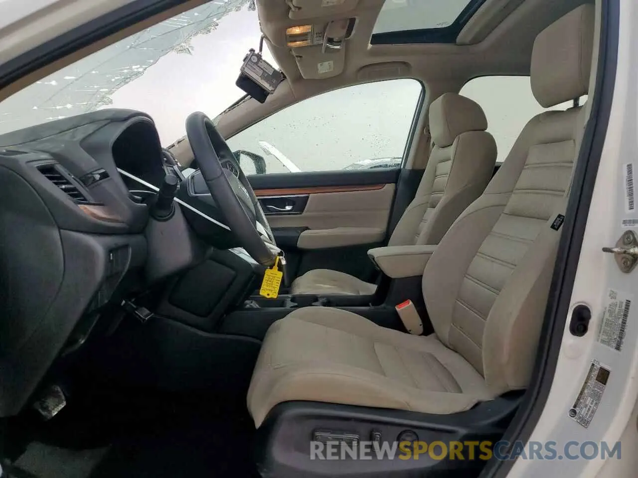 7 Photograph of a damaged car 5J6RW1H51KA039098 HONDA CRV 2019