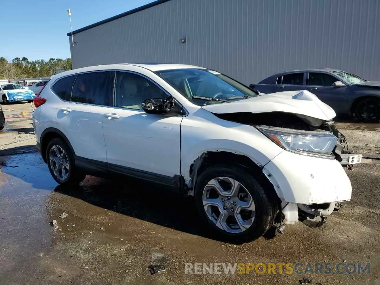 4 Photograph of a damaged car 5J6RW1H52KA029227 HONDA CRV 2019