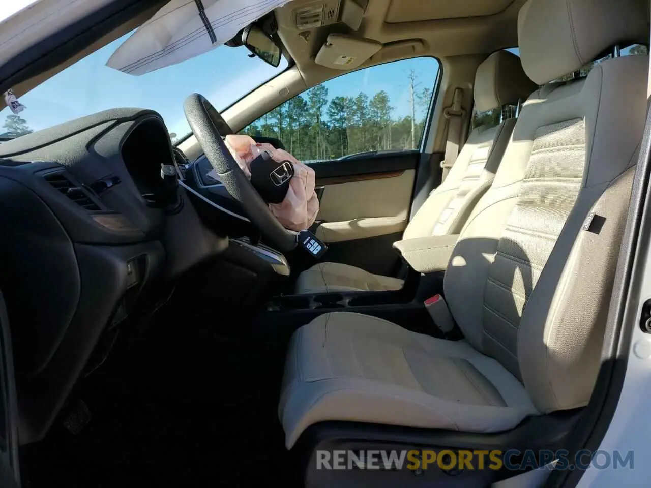 7 Photograph of a damaged car 5J6RW1H52KA029227 HONDA CRV 2019