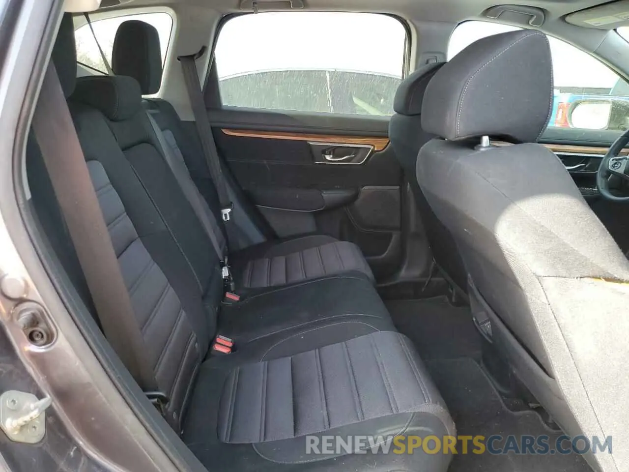 11 Photograph of a damaged car 5J6RW1H52KL002369 HONDA CRV 2019