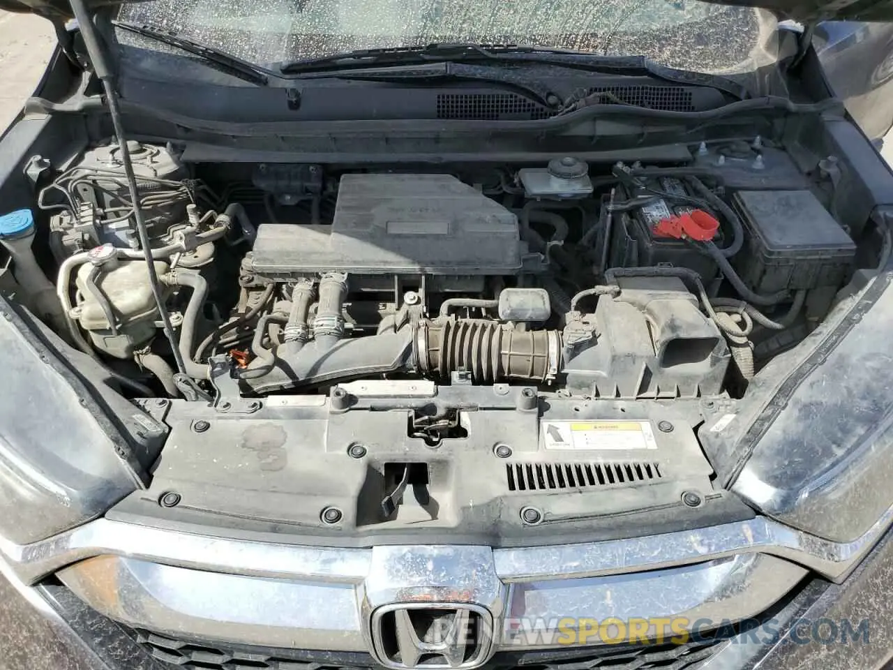 12 Photograph of a damaged car 5J6RW1H52KL002369 HONDA CRV 2019