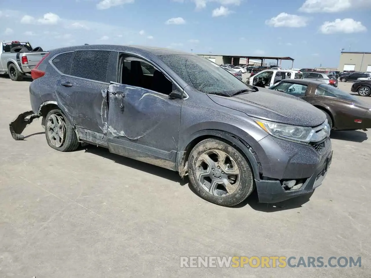 4 Photograph of a damaged car 5J6RW1H52KL002369 HONDA CRV 2019