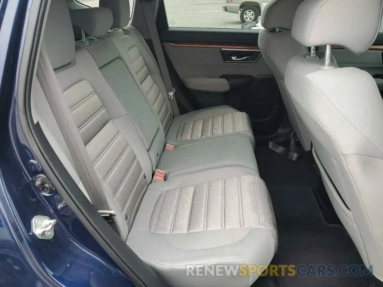 11 Photograph of a damaged car 5J6RW1H53KA003056 HONDA CRV 2019