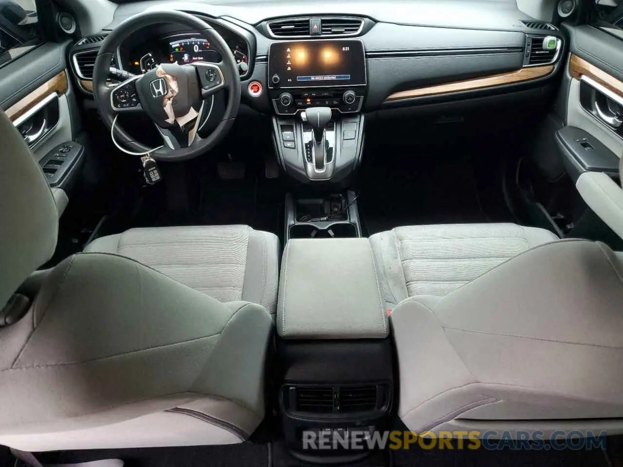 8 Photograph of a damaged car 5J6RW1H53KA003056 HONDA CRV 2019