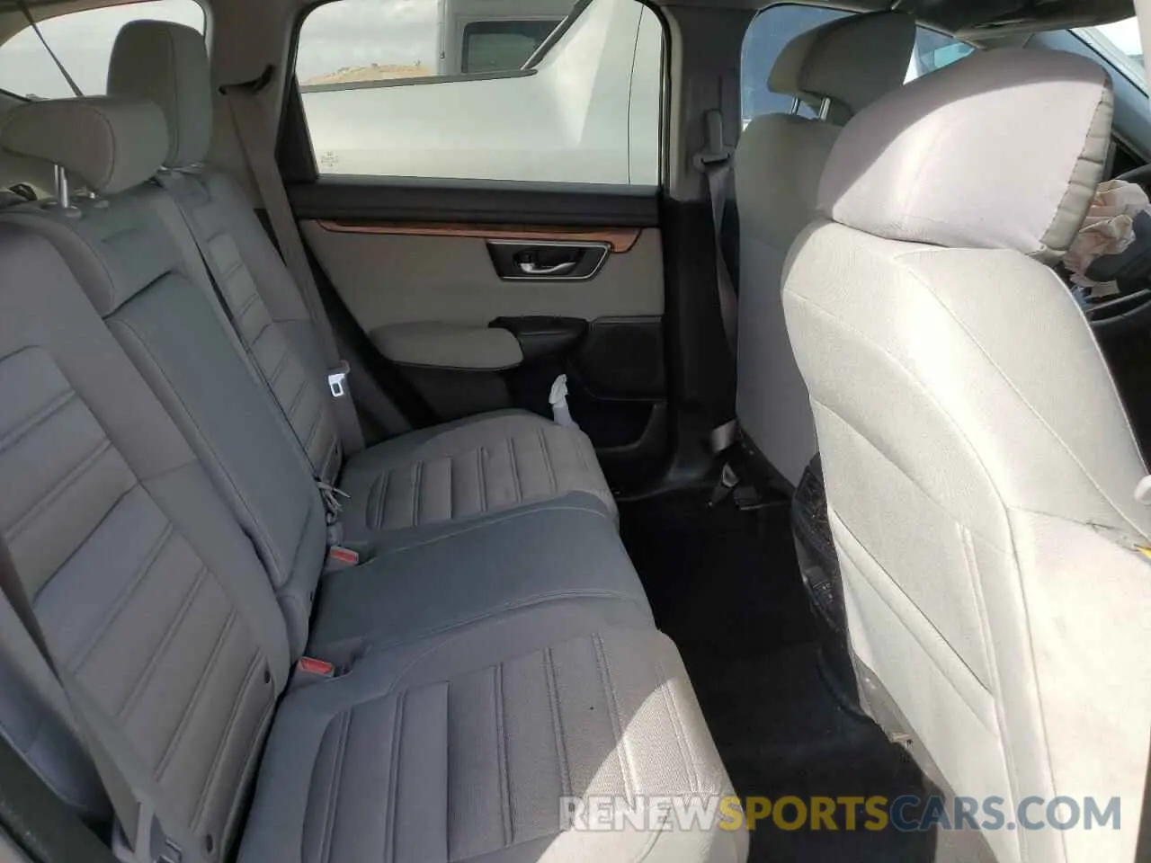 11 Photograph of a damaged car 5J6RW1H53KA013666 HONDA CRV 2019