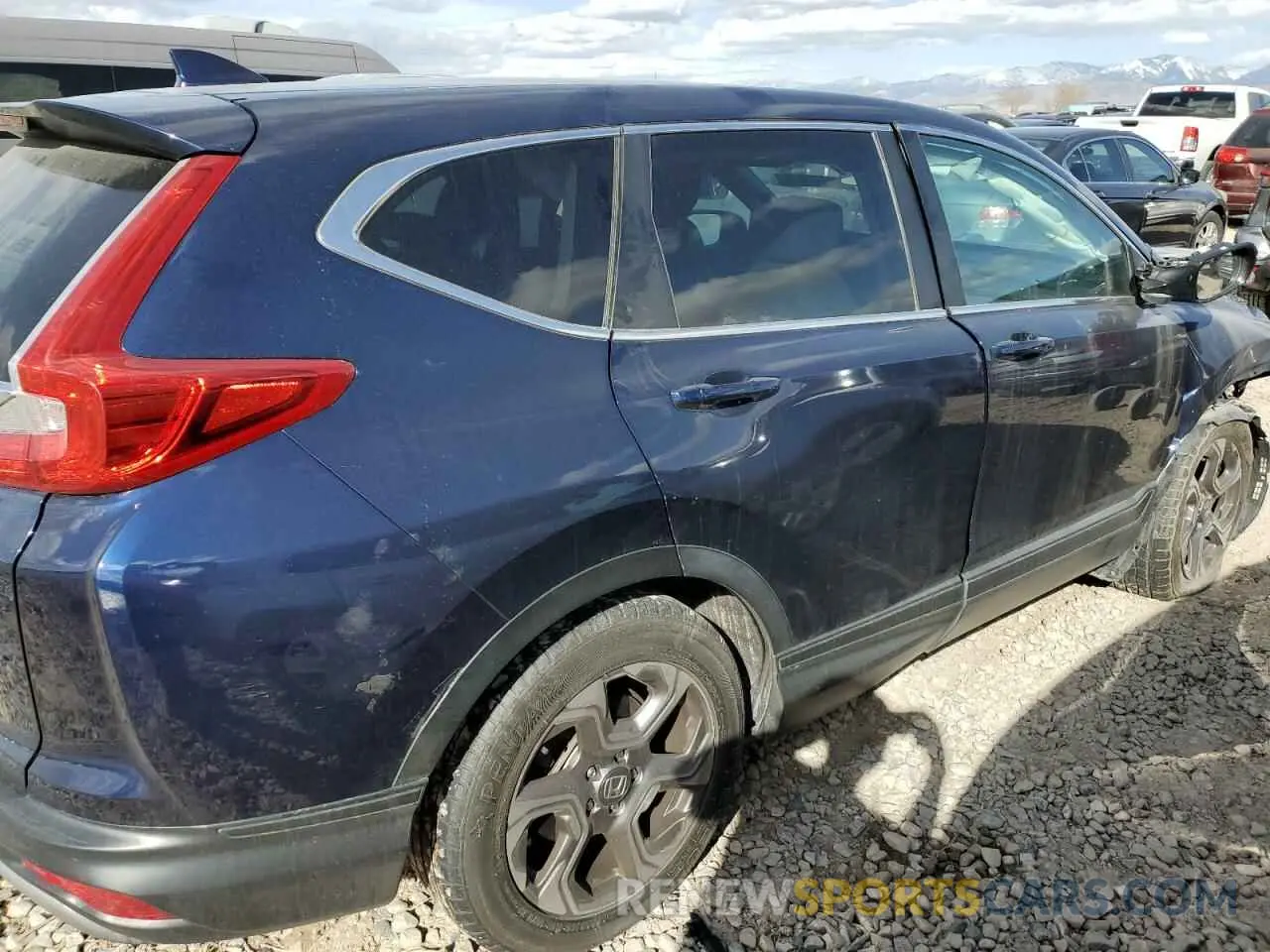3 Photograph of a damaged car 5J6RW1H53KA013666 HONDA CRV 2019