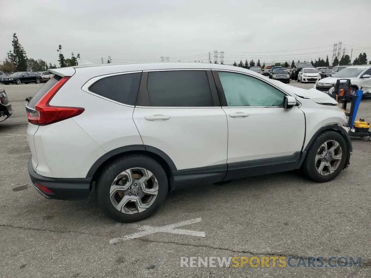3 Photograph of a damaged car 5J6RW1H54KA009870 HONDA CRV 2019